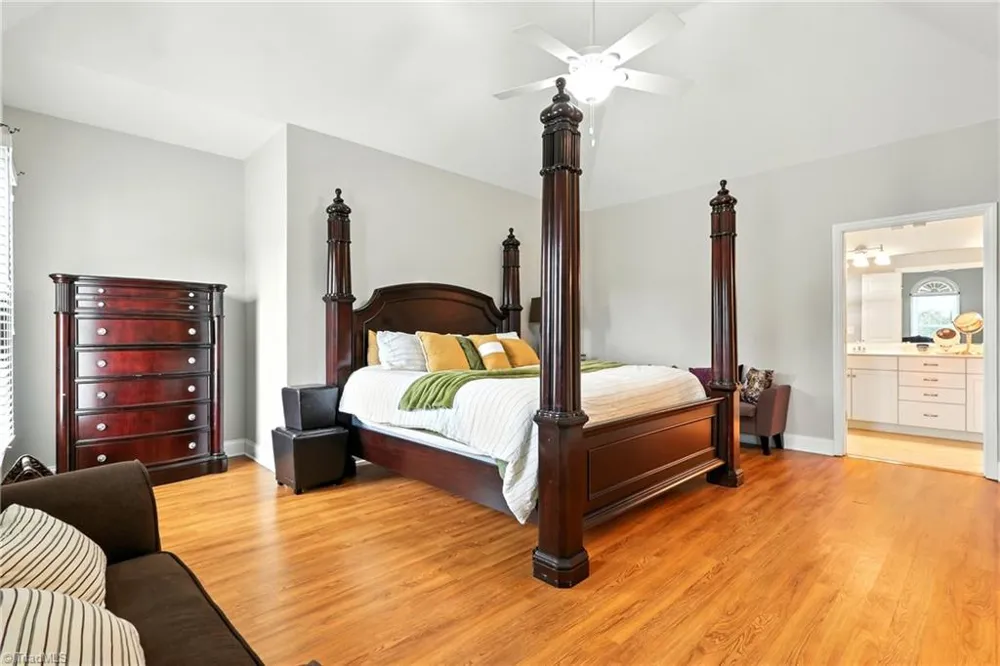 6905 Wicklow Drive Browns Summit, NC 27214