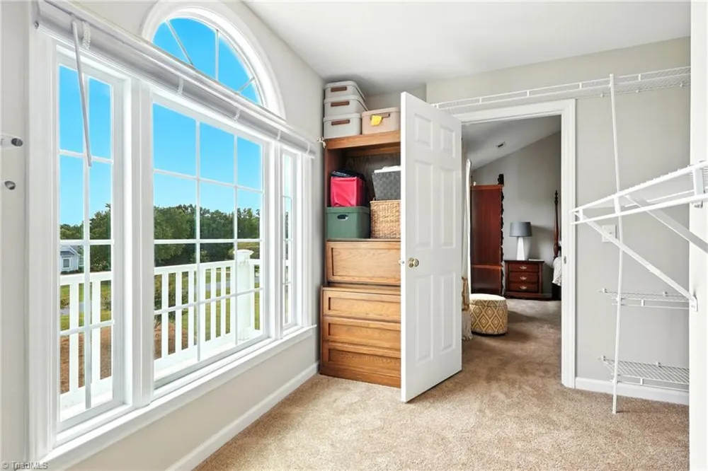 6905 Wicklow Drive Browns Summit, NC 27214