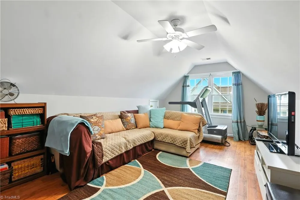 6905 Wicklow Drive Browns Summit, NC 27214