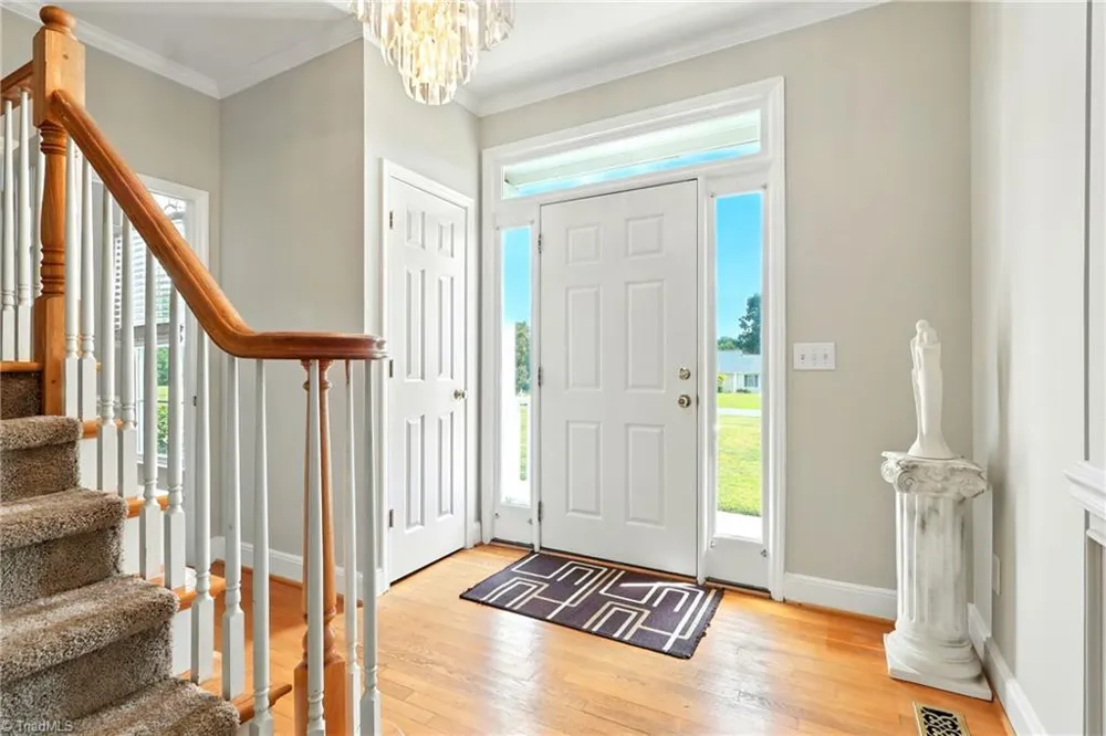 6905 Wicklow Drive Browns Summit, NC 27214