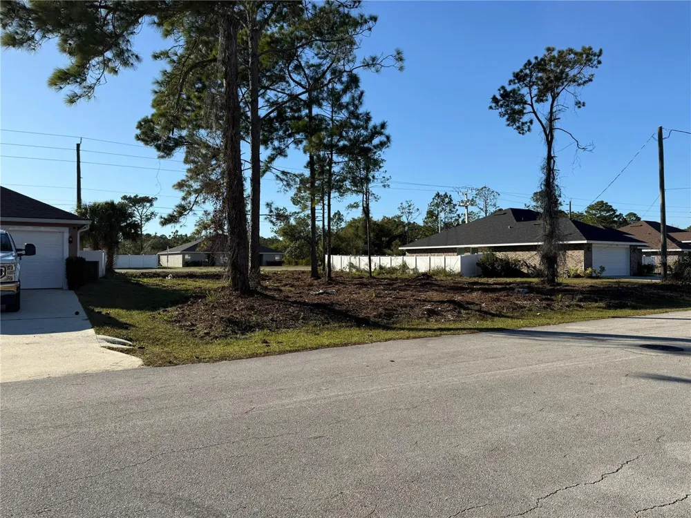 8 SEDERHOLM PATH Palm Coast, FL 32164