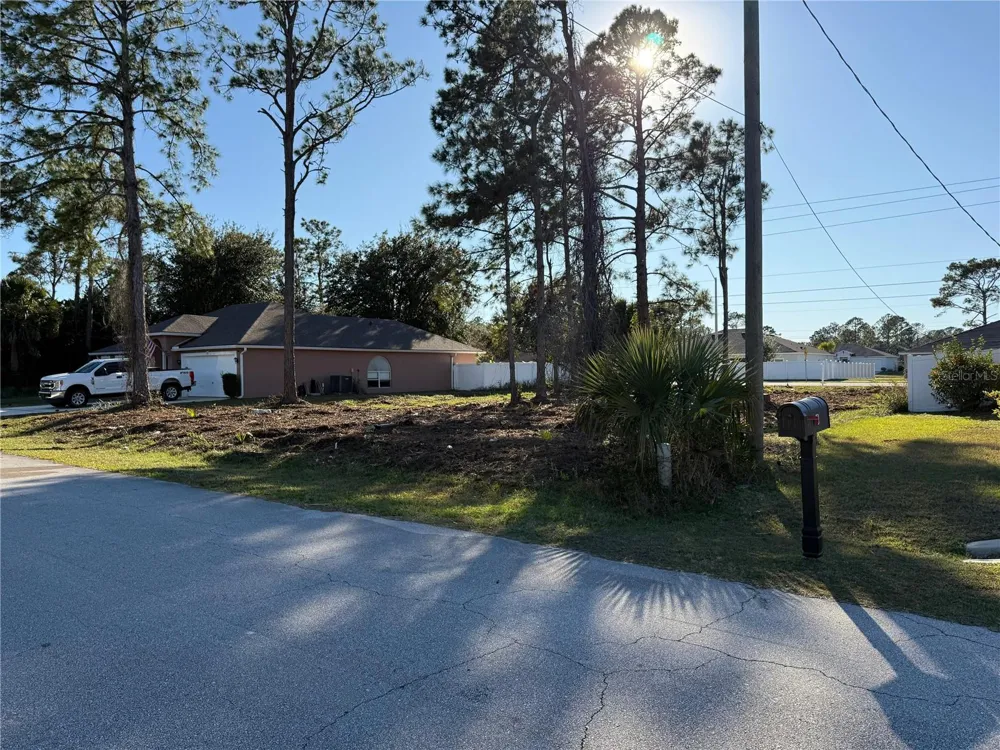 8 SEDERHOLM PATH Palm Coast, FL 32164