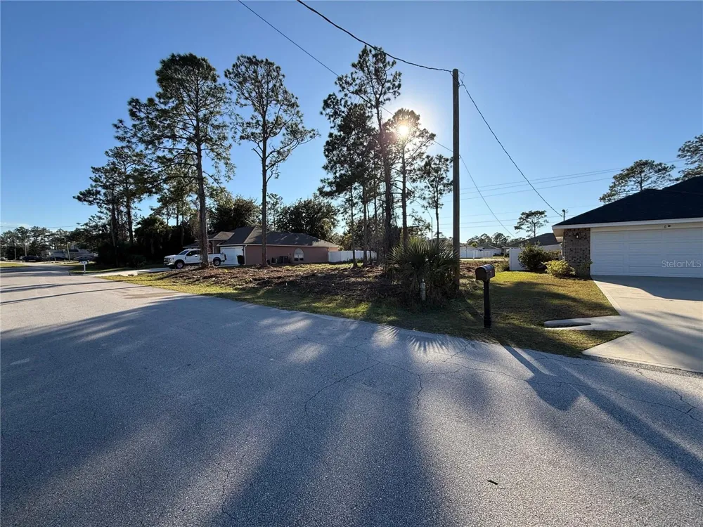 8 SEDERHOLM PATH Palm Coast, FL 32164