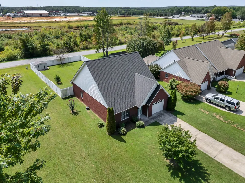 520 Lautzenheiser Pl Monteagle, TN 37356