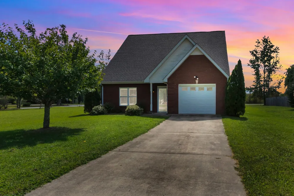 520 Lautzenheiser Pl Monteagle, TN 37356