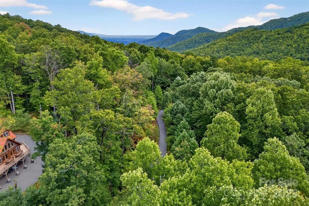 100 Comet Falls Trail #235 Black Mountain, NC 28711