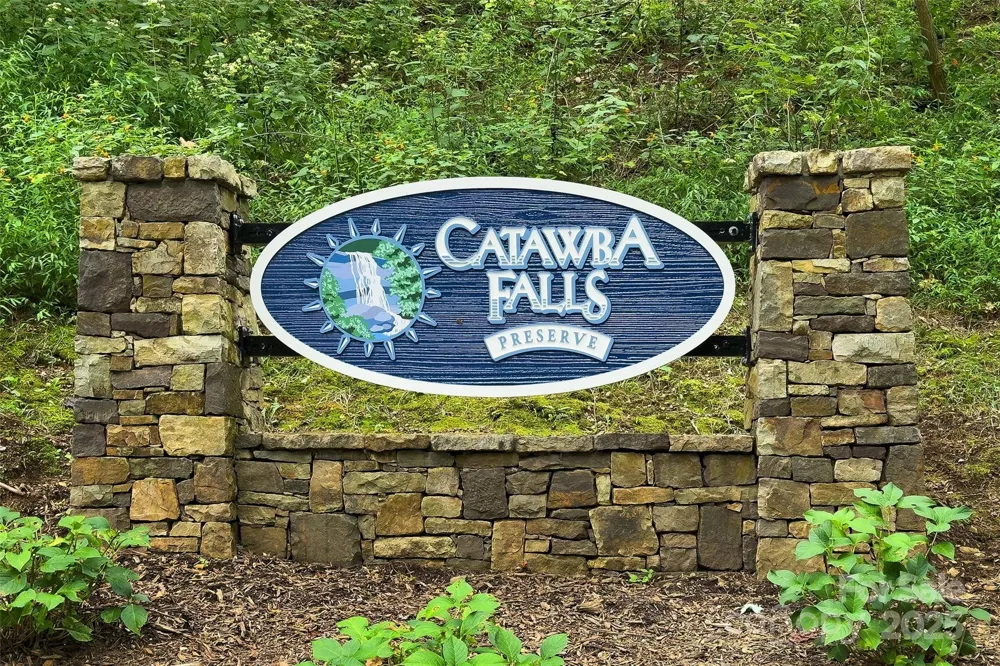 100 Comet Falls Trail #235 Black Mountain, NC 28711