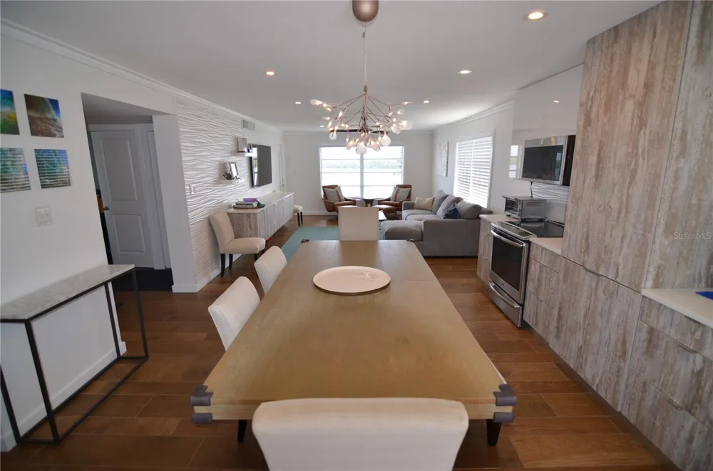 4420 EXETER DRIVE #208 Longboat Key, FL 34228