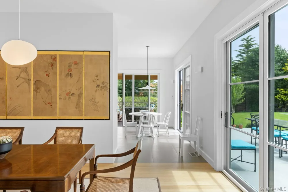 26 Georgian Lane Water Mill, NY 11976