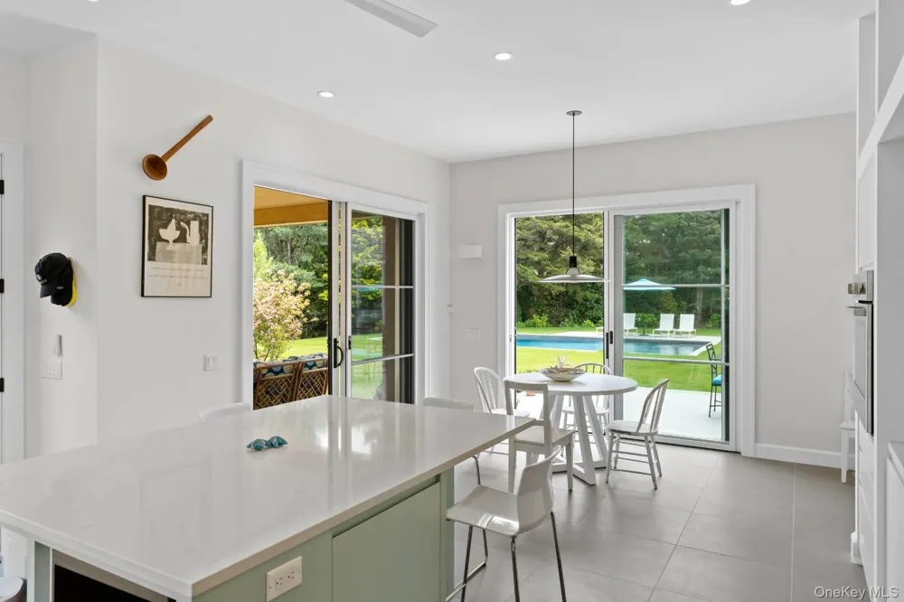 26 Georgian Lane Water Mill, NY 11976