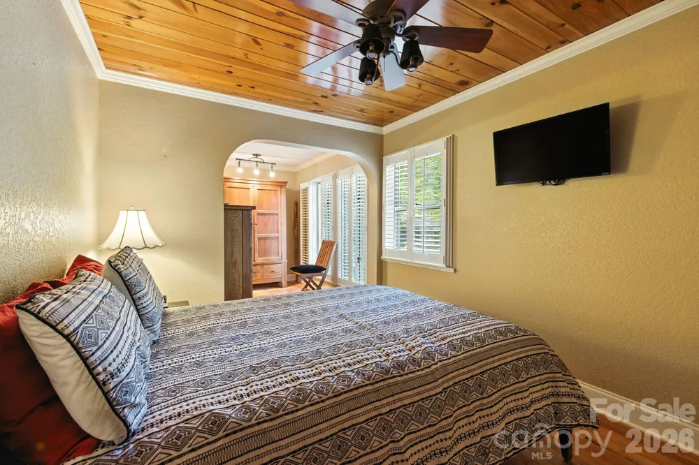 7741 Brevard Road Etowah, NC 28729