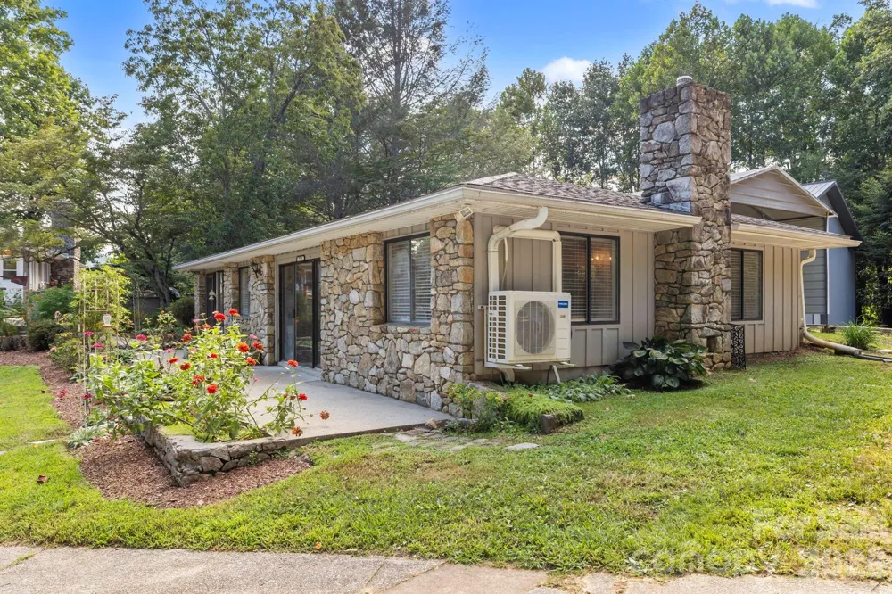 7741 Brevard Road Etowah, NC 28729