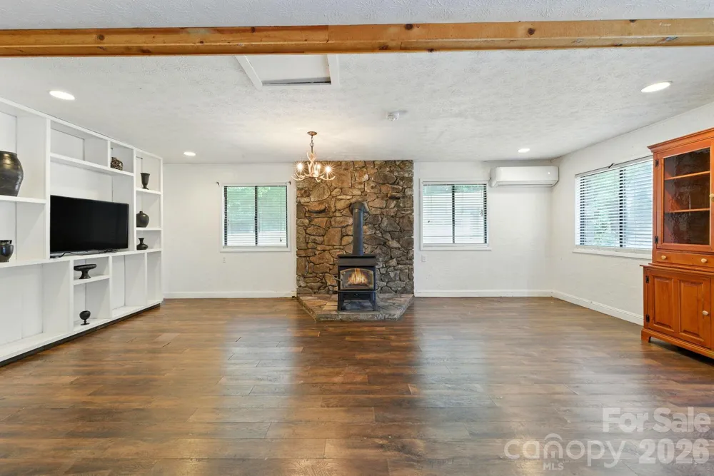 7741 Brevard Road Etowah, NC 28729