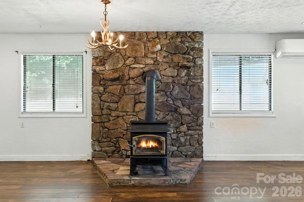 7741 Brevard Road Etowah, NC 28729