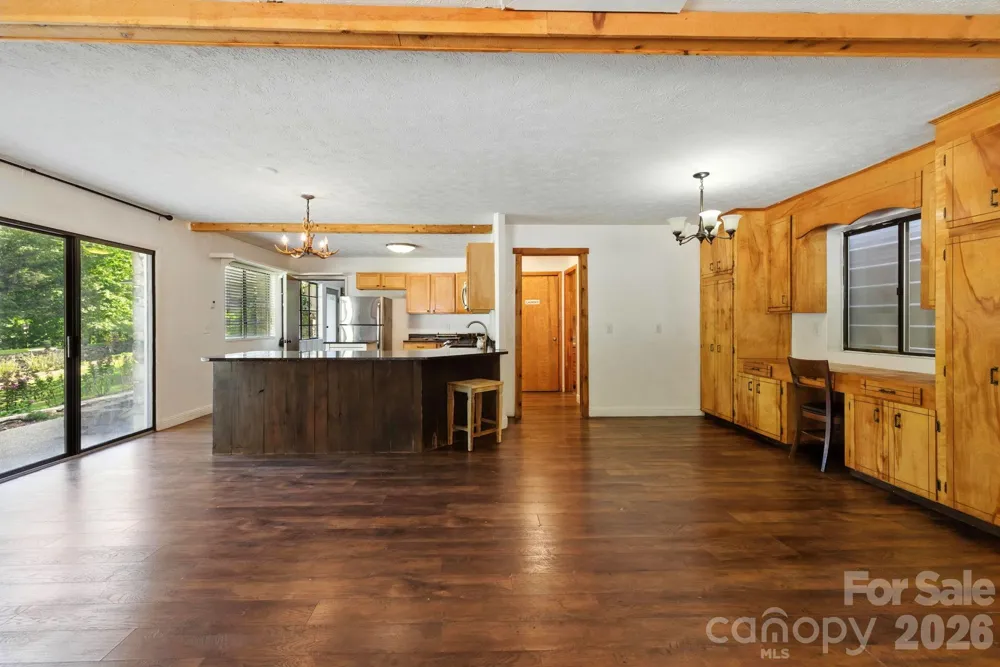 7741 Brevard Road Etowah, NC 28729