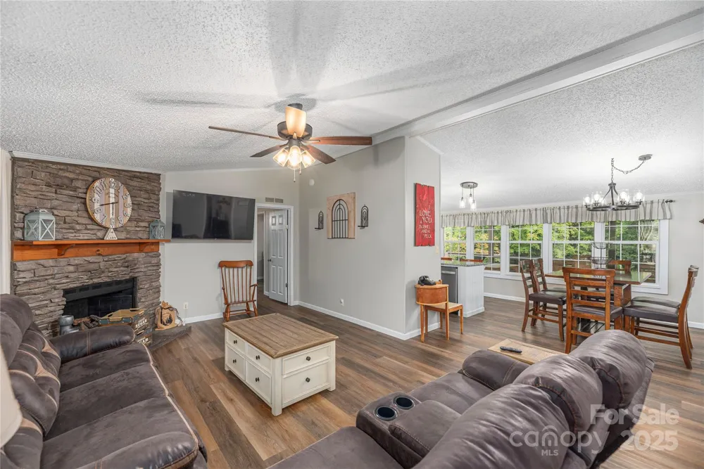 9781 Nc 209 Highway Hot Springs, NC 28743