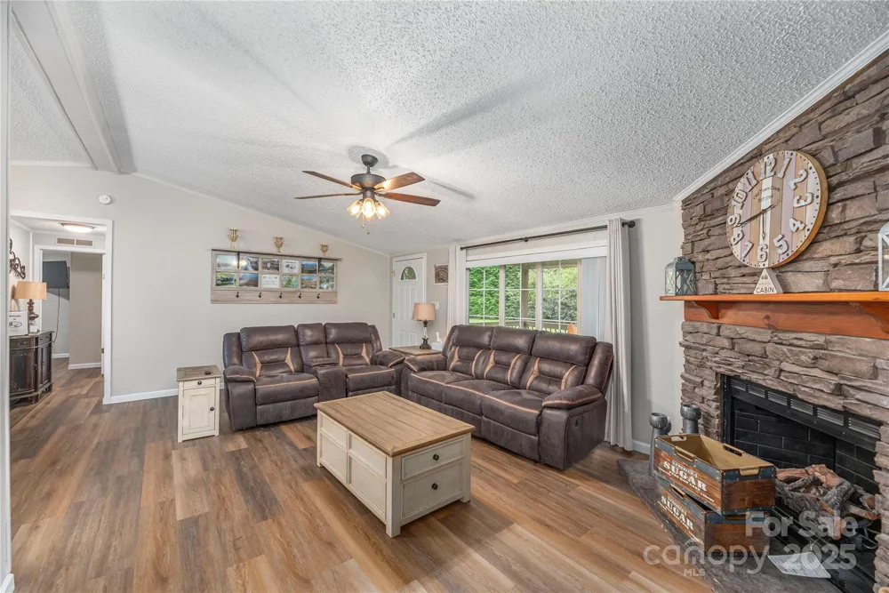 9781 Nc 209 Highway Hot Springs, NC 28743