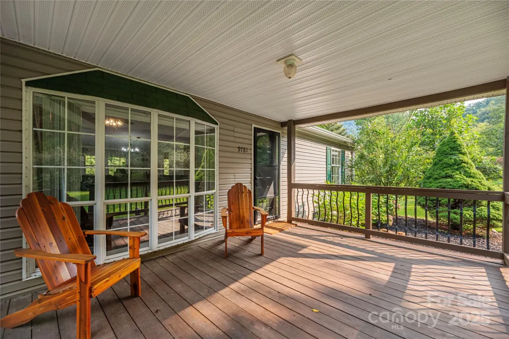 9781 Nc 209 Highway Hot Springs, NC 28743