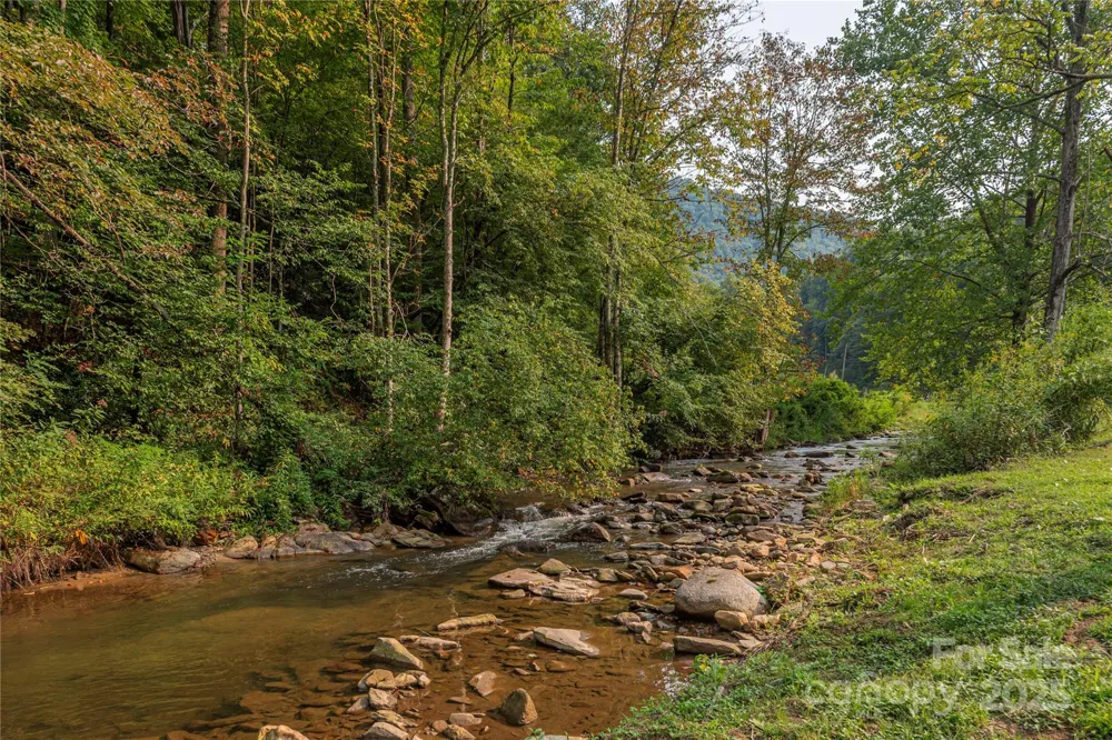 9781 Nc 209 Highway Hot Springs, NC 28743