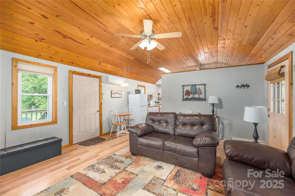 9781 Nc 209 Highway Hot Springs, NC 28743