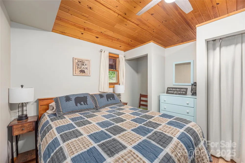 9781 Nc 209 Highway Hot Springs, NC 28743
