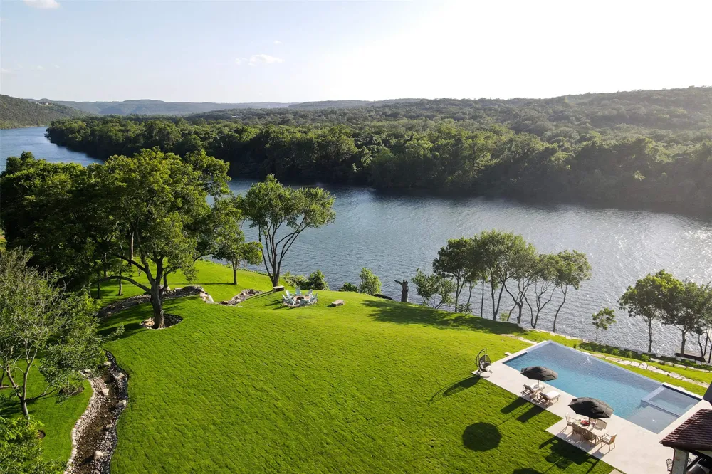 15016 Flat Top Ranch Road Austin, TX 78732