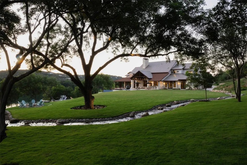 15016 Flat Top Ranch Road Austin, TX 78732