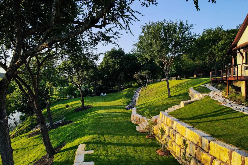15016 Flat Top Ranch Road Austin, TX 78732