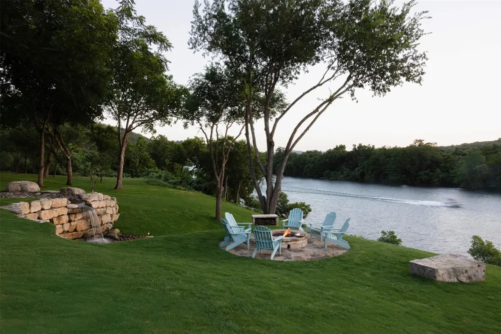 15016 Flat Top Ranch Road Austin, TX 78732