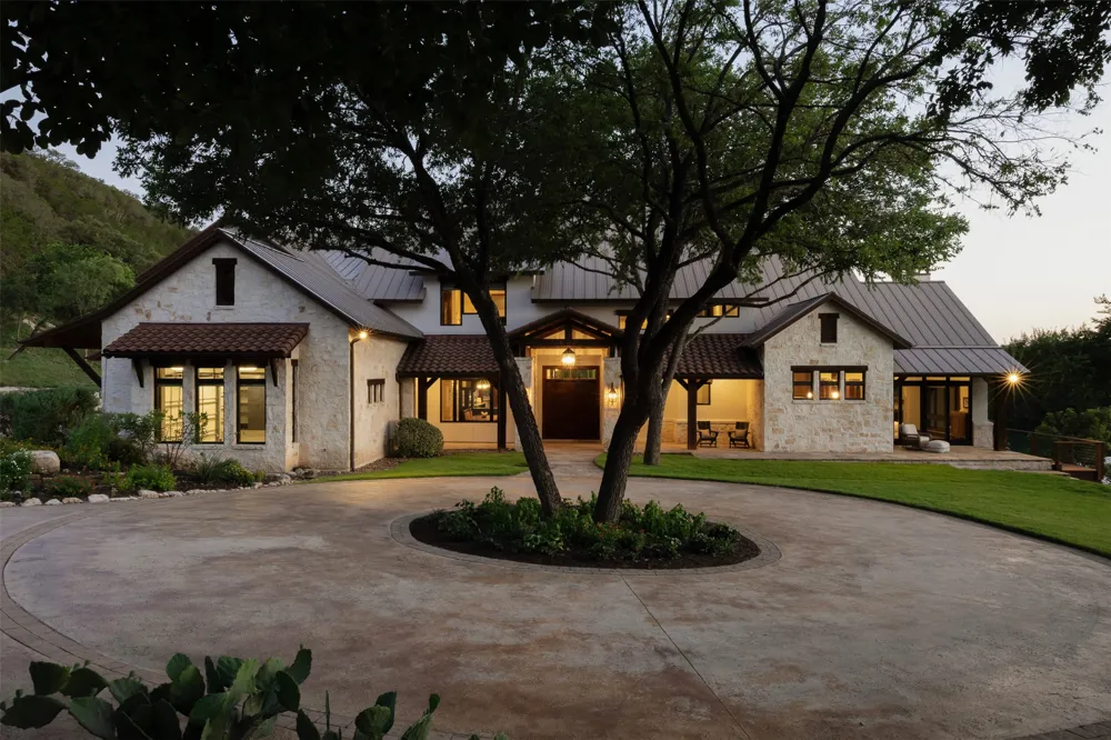 15016 Flat Top Ranch Road Austin, TX 78732