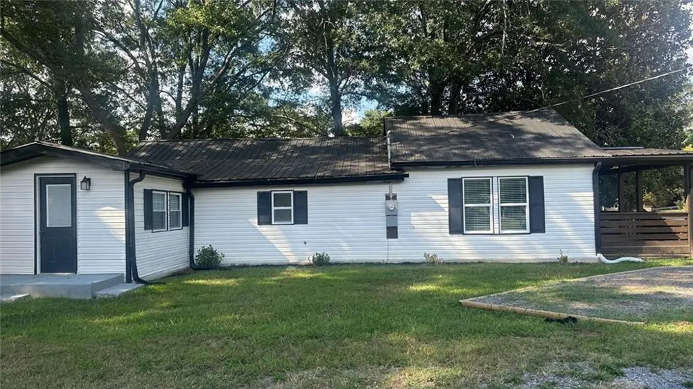 102 Oak Street Summerville, GA 30747