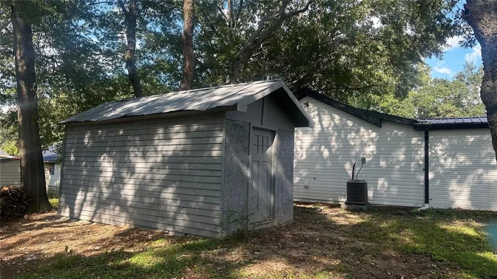 102 Oak Street Summerville, GA 30747