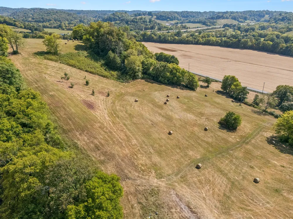 1924 Thompson Station Rd W Thompsons Station, TN 37179