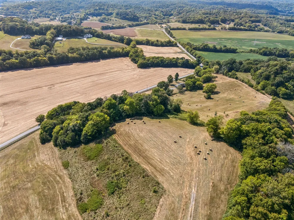 1924 Thompson Station Rd W Thompsons Station, TN 37179