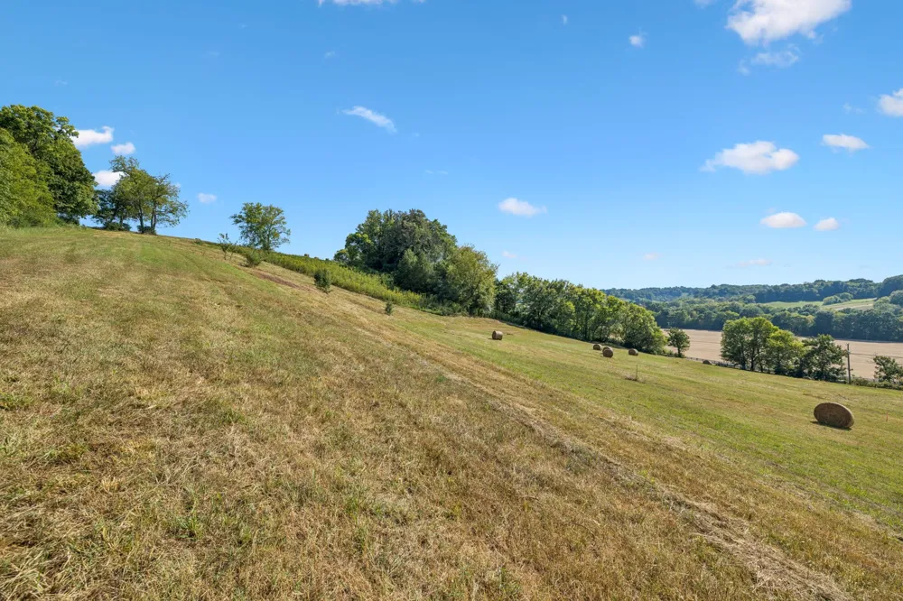 1924 Thompson Station Rd W Thompsons Station, TN 37179