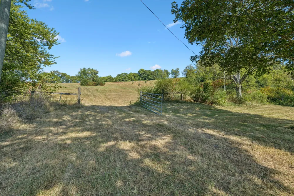 1924 Thompson Station Rd W Thompsons Station, TN 37179