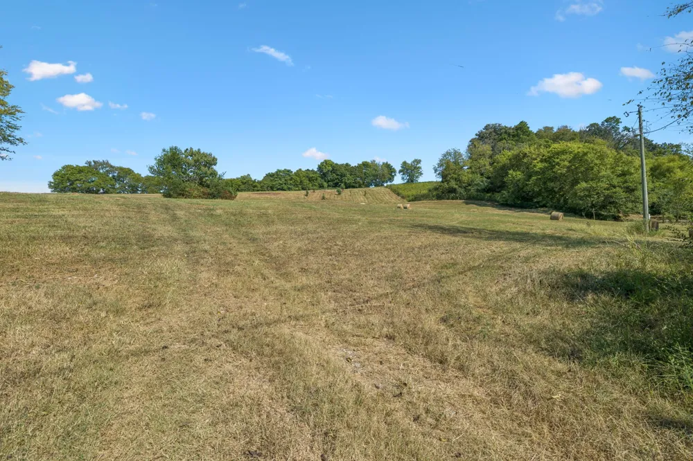 1924 Thompson Station Rd W Thompsons Station, TN 37179