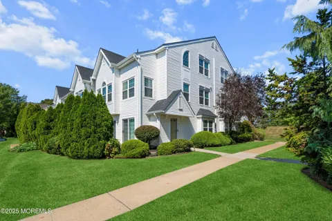 34 Madison Court