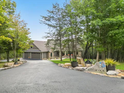 93 Grand Vista Drive