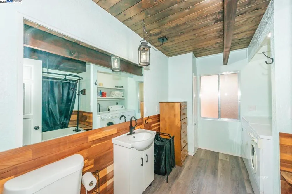 230 Mary Ave Trinity Center, CA 96091