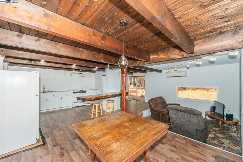 230 Mary Ave Trinity Center, CA 96091