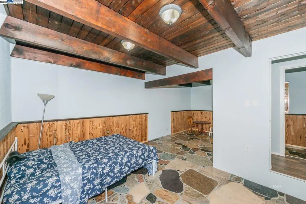 230 Mary Ave Trinity Center, CA 96091