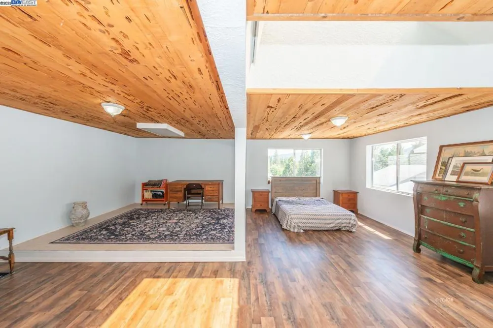 230 Mary Ave Trinity Center, CA 96091