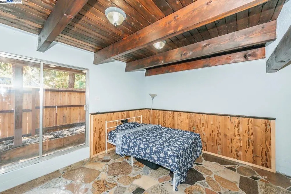 230 Mary Ave Trinity Center, CA 96091