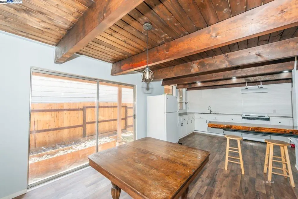 230 Mary Ave Trinity Center, CA 96091