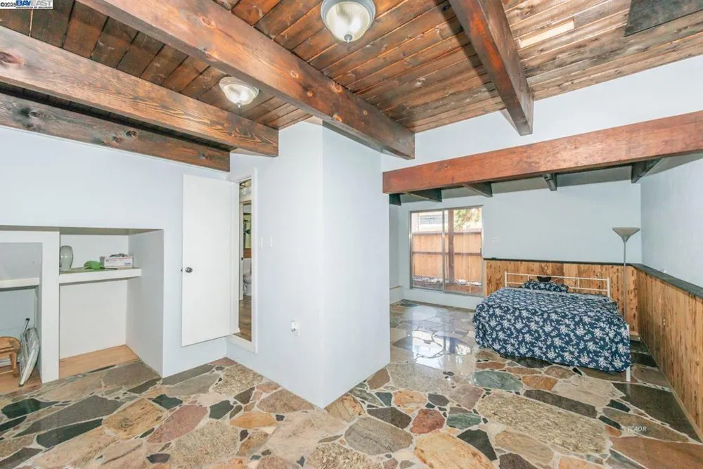 230 Mary Ave Trinity Center, CA 96091