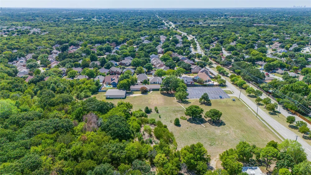 2120 W Sublett Road Arlington, TX 76017