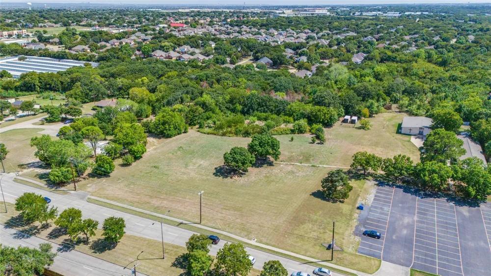 2120 W Sublett Road Arlington, TX 76017