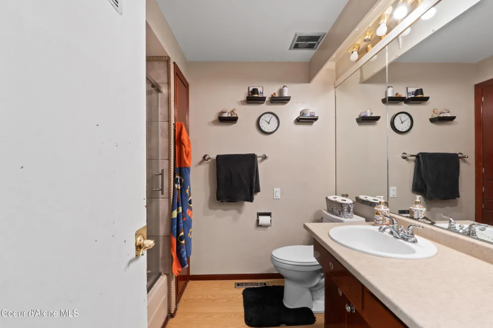 9808 E Shannon Avenue Spokane Valley, WA 99206