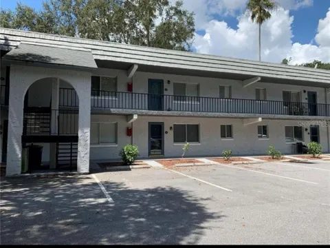 220 IDLEWOOD AVENUE #204